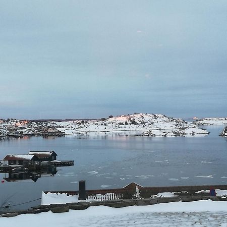 Ferie Pa Bryggekanten I Kristiansand, Flekkeroy Buitenkant foto