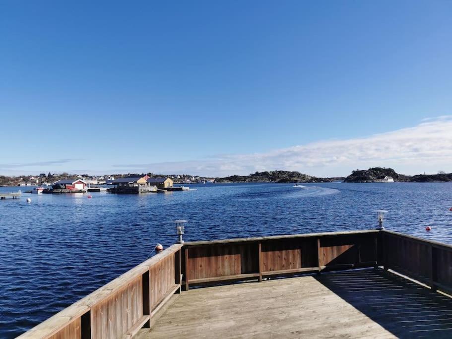 Ferie Pa Bryggekanten I Kristiansand, Flekkeroy Buitenkant foto