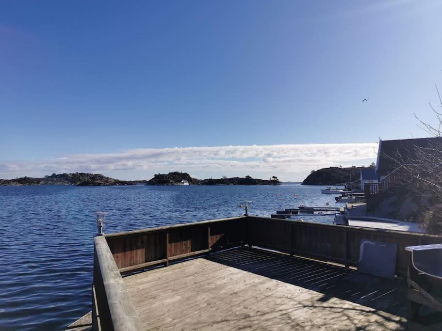 Ferie Pa Bryggekanten I Kristiansand, Flekkeroy Buitenkant foto