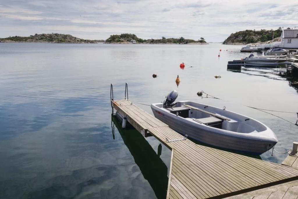 Ferie Pa Bryggekanten I Kristiansand, Flekkeroy Buitenkant foto