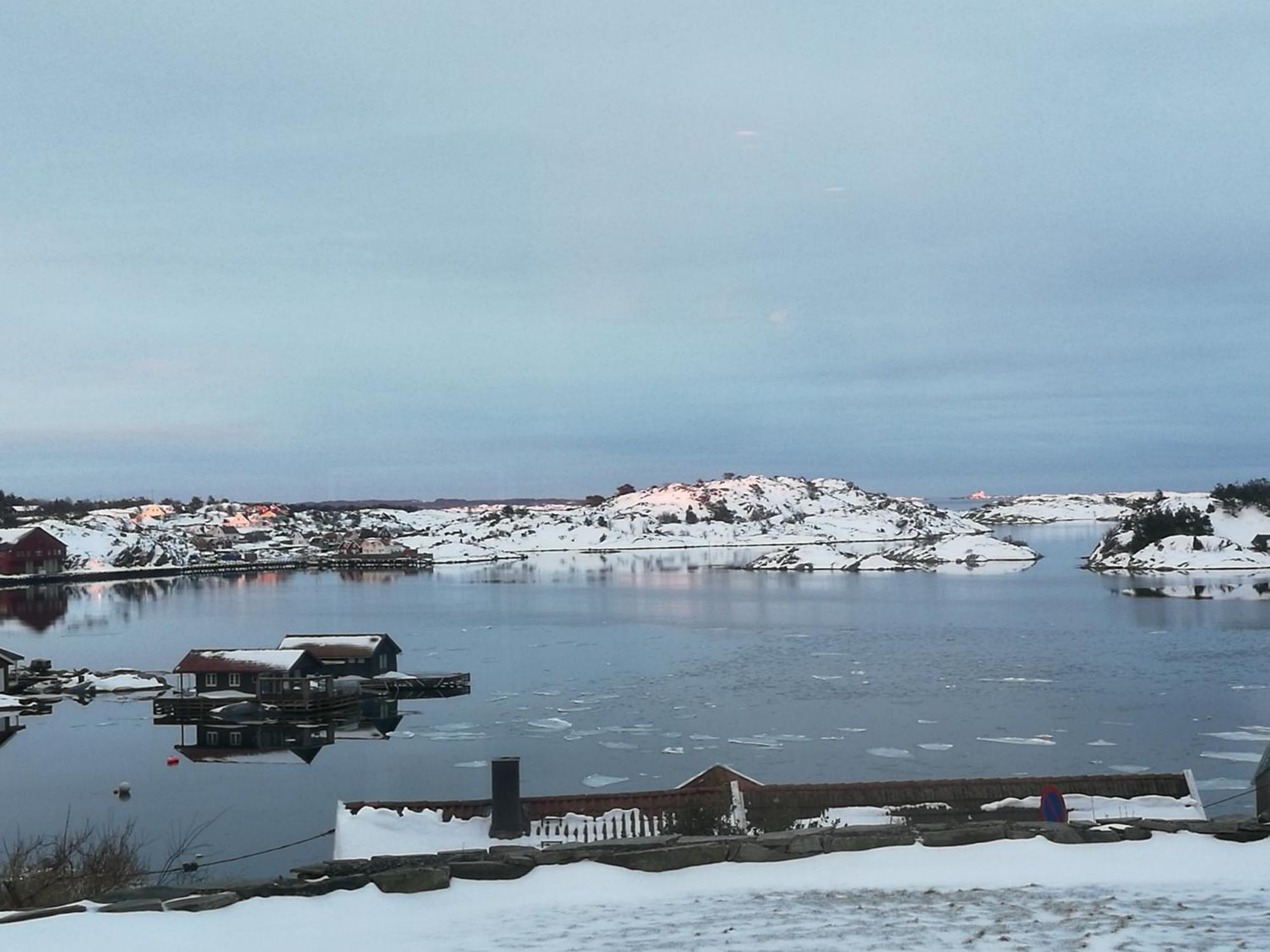 Ferie Pa Bryggekanten I Kristiansand, Flekkeroy Buitenkant foto
