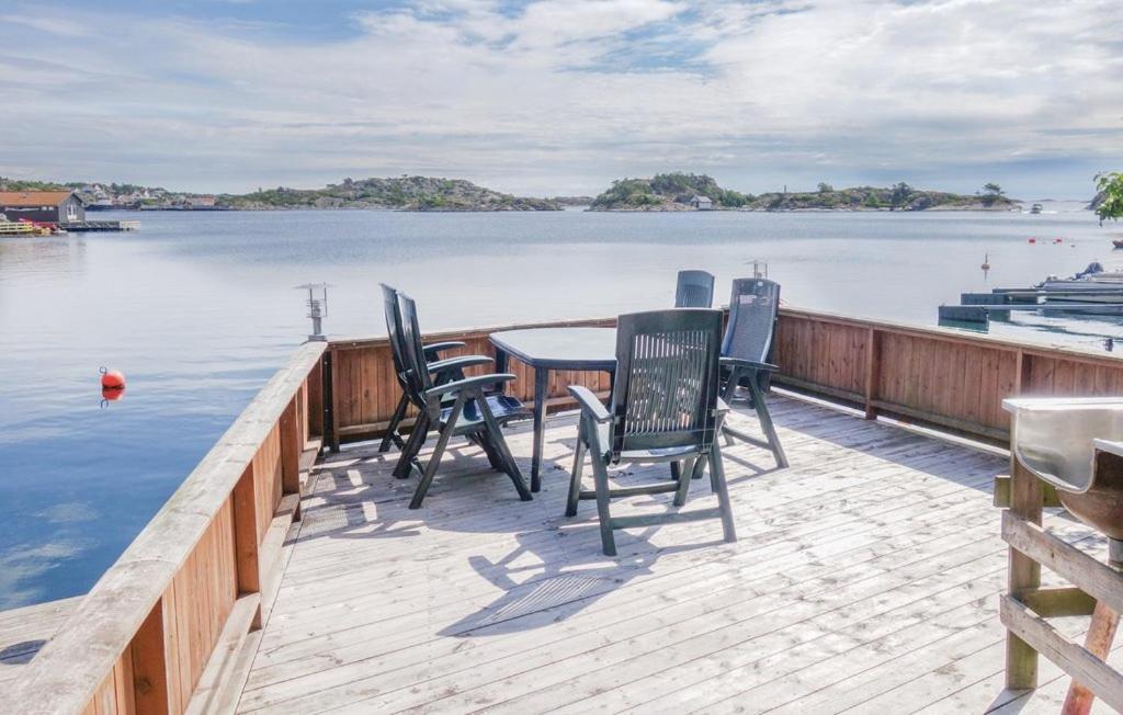 Ferie Pa Bryggekanten I Kristiansand, Flekkeroy Buitenkant foto